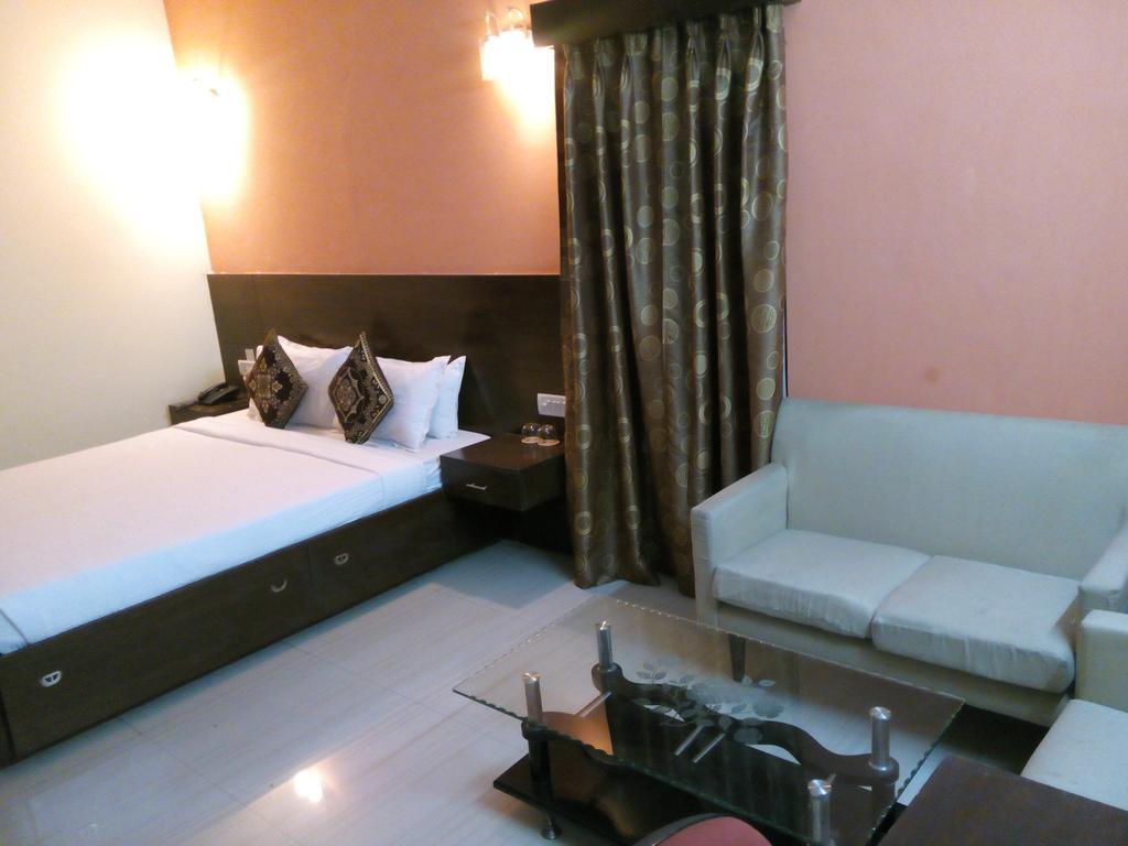 ניו דלהי Green Villa Bed & Breakfast חדר תמונה